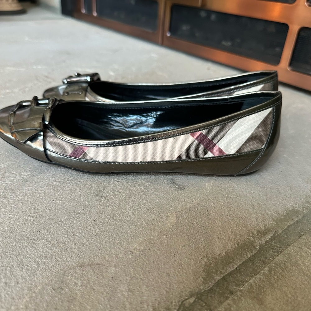 Burberry Plaid and Metallic Flats - Picture 4 of 9